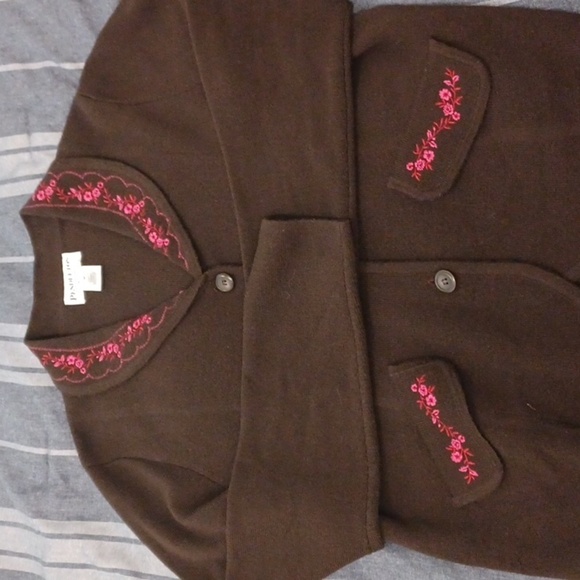 PENDLETON 100% wool Button Down Cardigan with embroidered collar Size PM - Picture 2 of 4